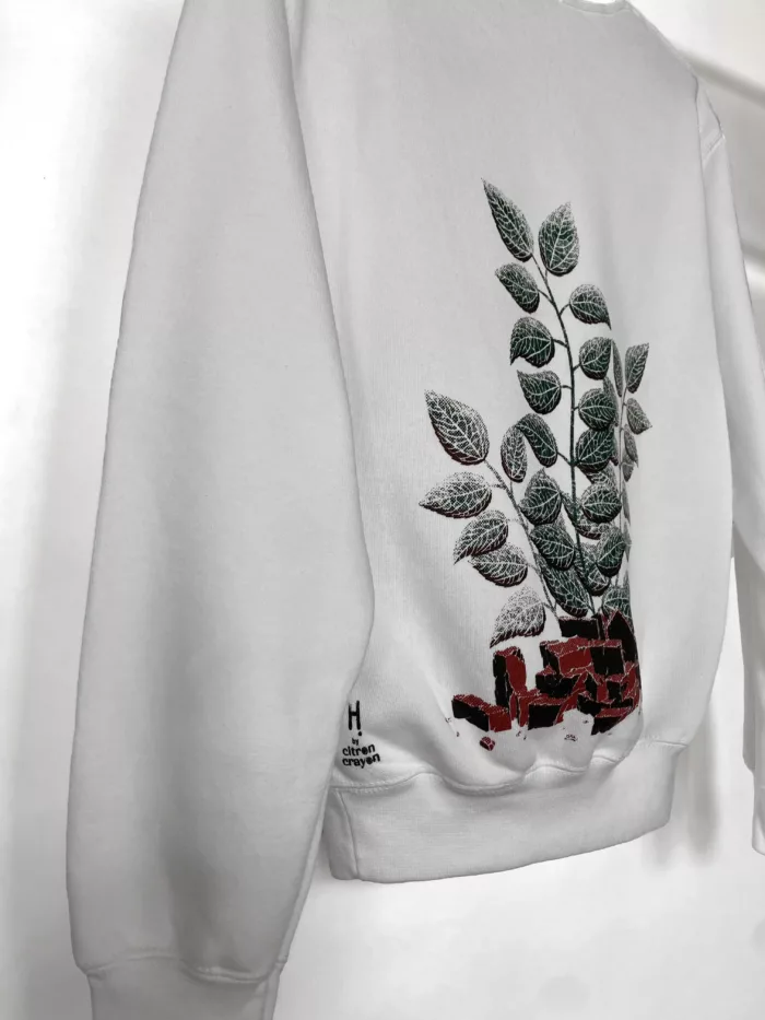 Sweat blanc avec motif "Urbain #3" rouge